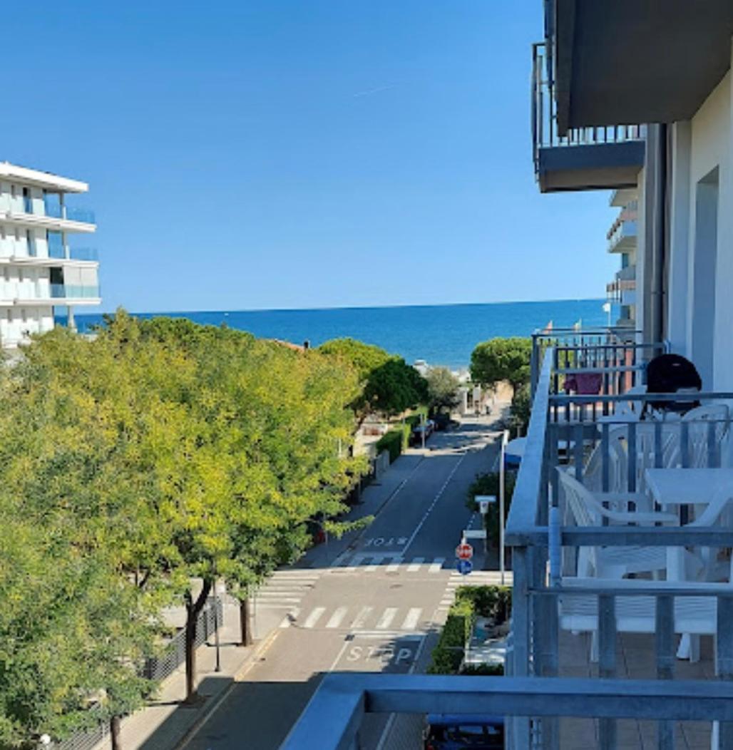 Hotel Trovatore Lido di Jesolo Exterior photo
